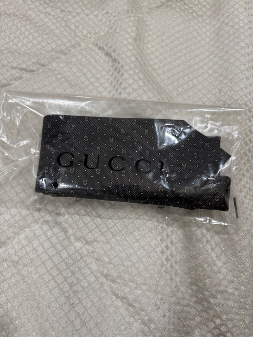 Gucci Black Micro-Pattern Silk Tie - Picture 4 of 4